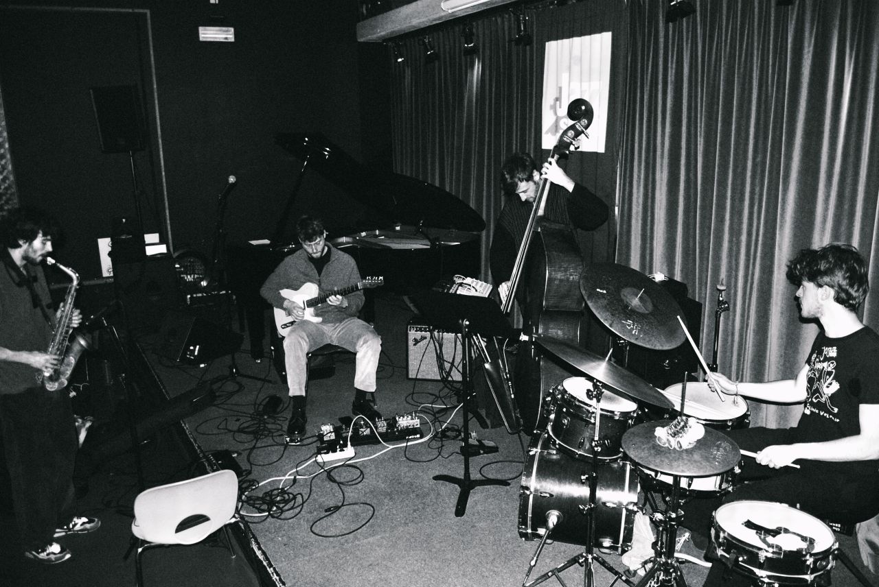 Image without description